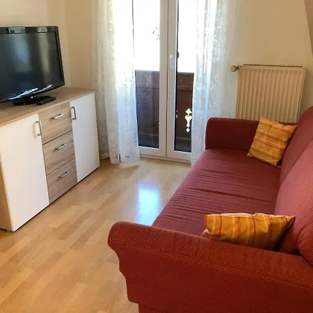 Rose Inklusive Fruehstueck, Saunanutzung Und Parkplaetze Nach Verfuegbarkeit 3*