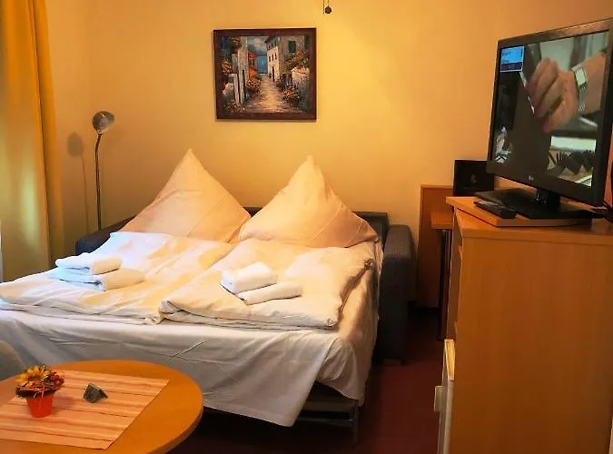 Отель Rose Inklusive Fruehstueck, Saunanutzung Und Parkplaetze Nach Verfuegbarkeit Хайдельберг