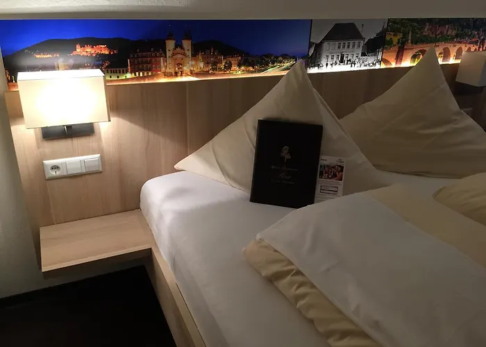 Rose Inklusive Fruehstueck, Saunanutzung Und Parkplaetze Nach Verfuegbarkeit 3*