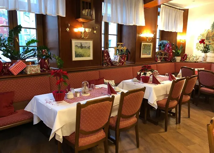 Отель Rose Inklusive Fruehstueck, Saunanutzung Und Parkplaetze Nach Verfuegbarkeit